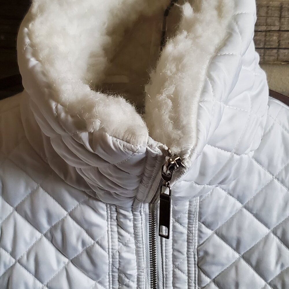 Quilted Crop Jacket - Picture 4 of 7